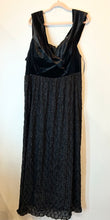 Load image into Gallery viewer, Black with velvet Shein Womens Dress, 4x
