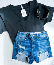 Load image into Gallery viewer, Denim cut off distressed shorts medium wash
